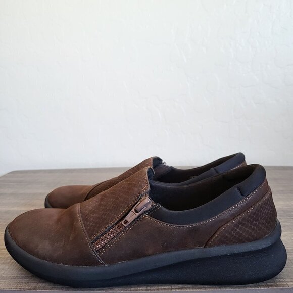Clarks Cloudsteppers Sillian 2.0 Day Loafer Shoe Side Zip Brown Size Women's 5.5 - Picture 3 of 10